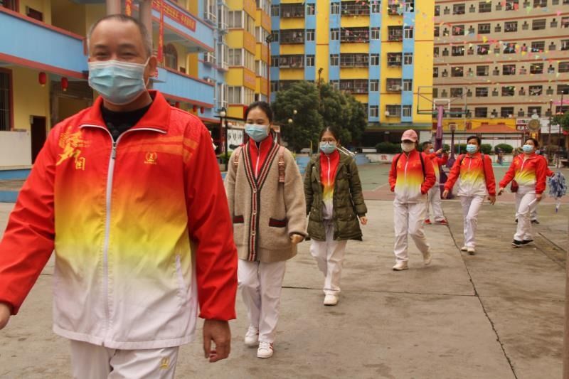 南宁市扶壮学校"爱眼教室"视力康复明星表彰会专题报道 -.