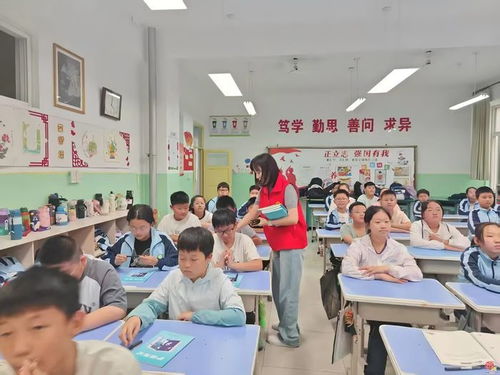 章丘区 绿书签 进校园,共护未成年人健康成长