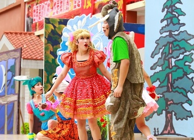 区妇联赴南宁市扶壮学校举办儿童节慰问演出