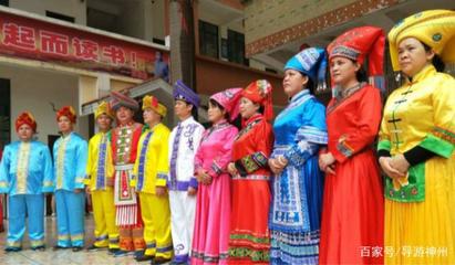 扶壮学校美食展,传承文化献爱心