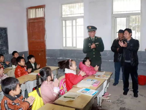 时讯 涡阳人武部扶贫助学暖人心 向学校捐赠价值五万多元的办公用品