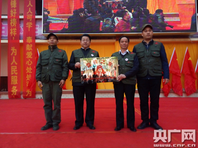 “雷锋之家”进驻广西扶壮学校